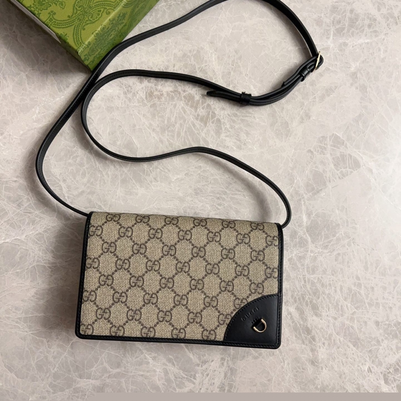G*u*i wallets & purse